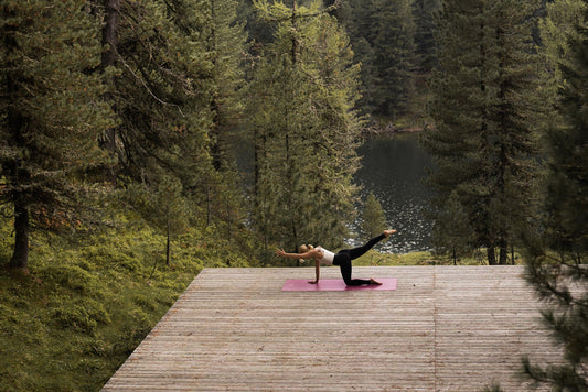 Yoga im Sommer: Tipps für entspannte Sommermomente