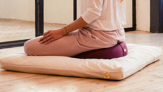 Zuhause meditieren lernen – dein Meditationsraum