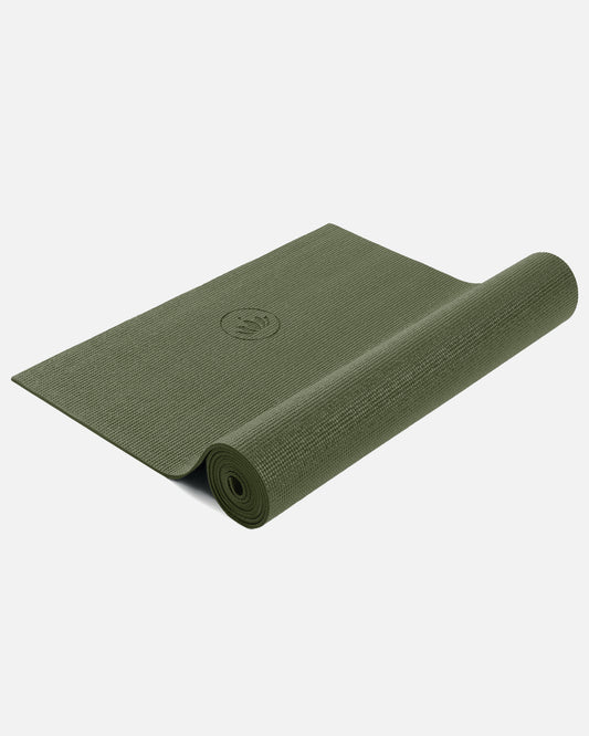 Oil Green - Standard Extra lang Extra long Yogamatte Mudra Studio front aufgerollt | Lotuscrafts